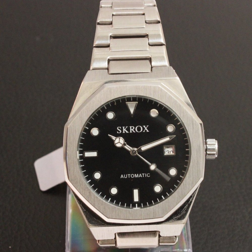 Men's Integrated Bracelet Sports Watch Automatic See Through Case back 41mm - Picture 3 of 12